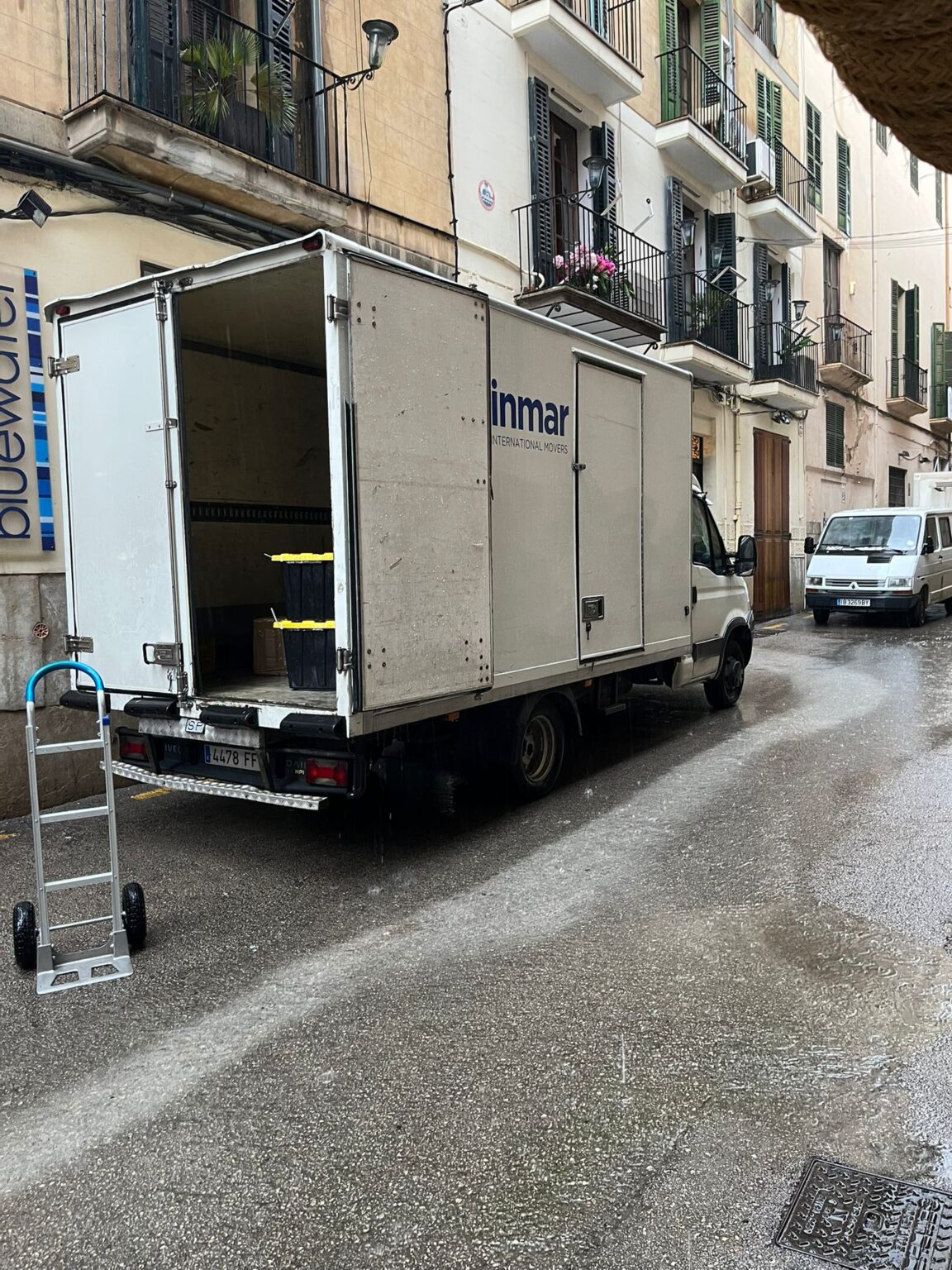 Operarios de mudanzas profesionales para carga y descarga en Palma de Mallorca